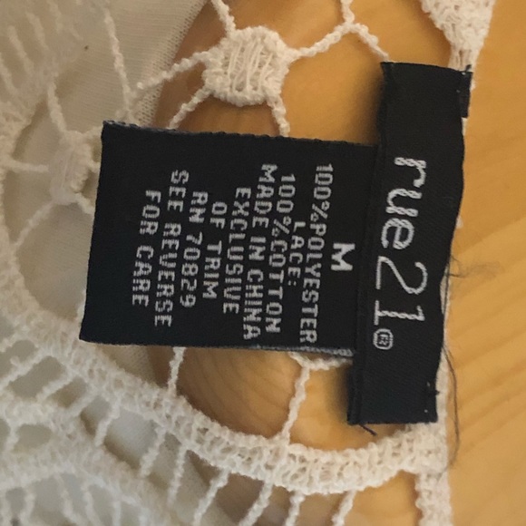 Rue 21 sheer blue and cream top size medium - Picture 4 of 4